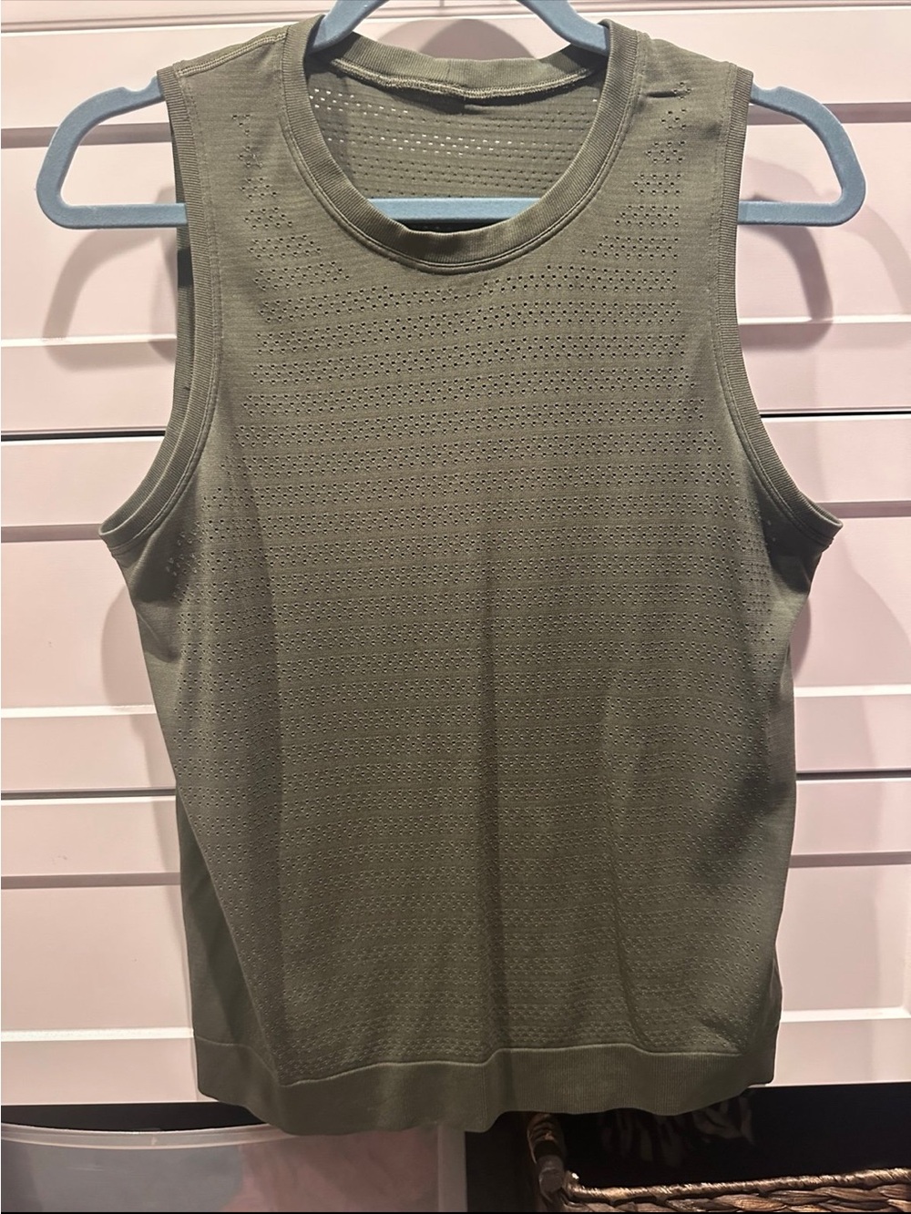 Lululemon Breeze By Muscle Tank II Olive Green Size 6